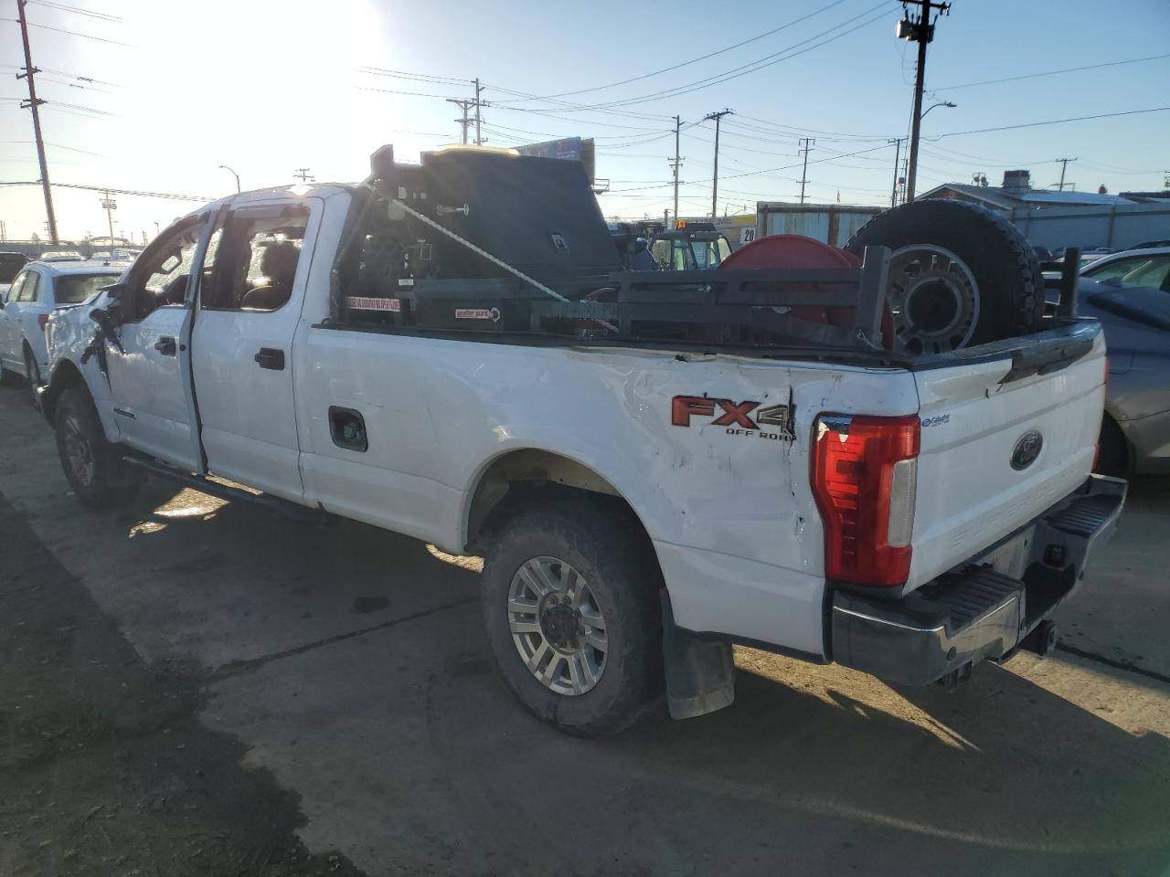 FORD F-250 SUPER DUTY