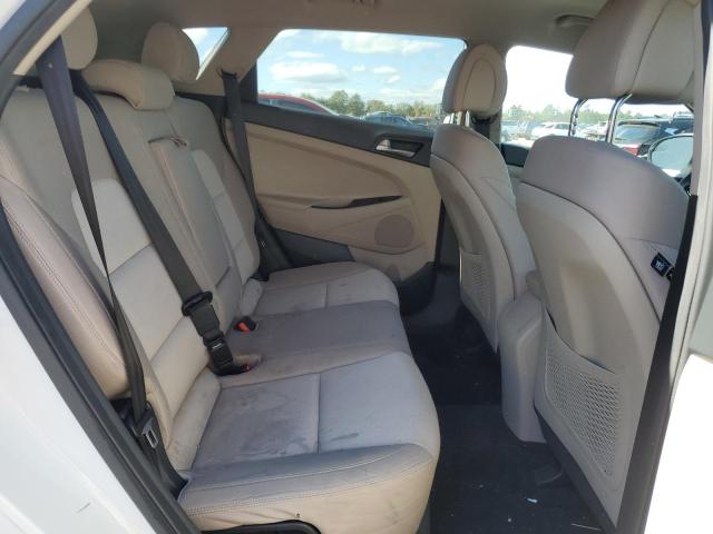 2018 HYUNDAI TUCSON SEL KM8J33A47JU717712