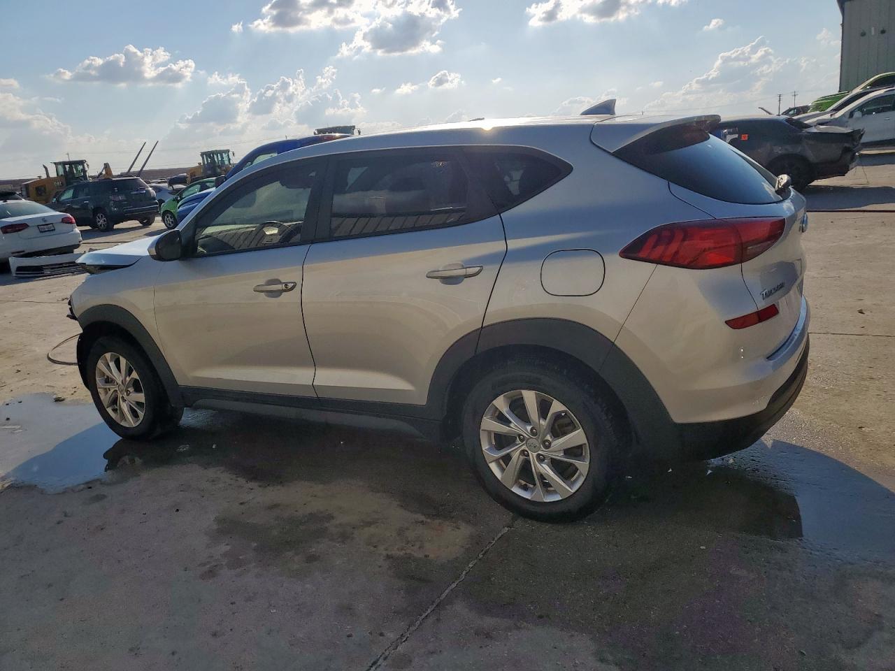 HYUNDAI TUCSON SE