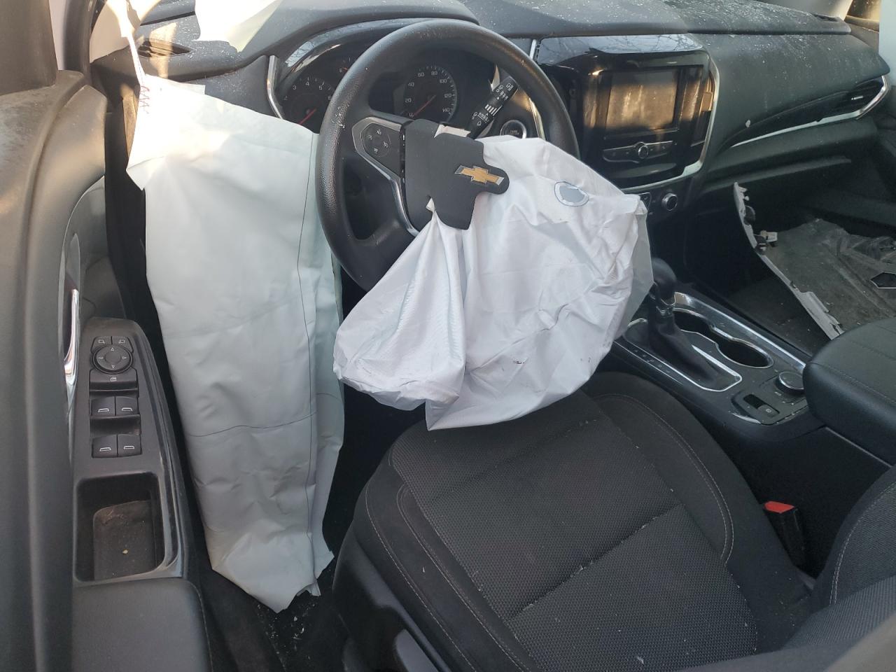 CHEVROLET TRAVERSE LS