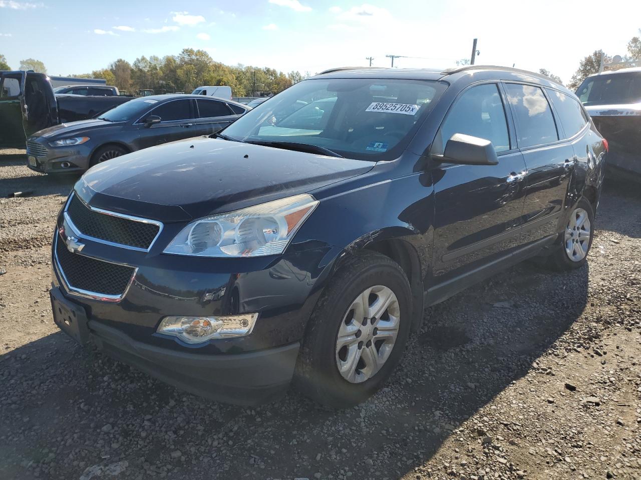 CHEVROLET TRAVERSE LS