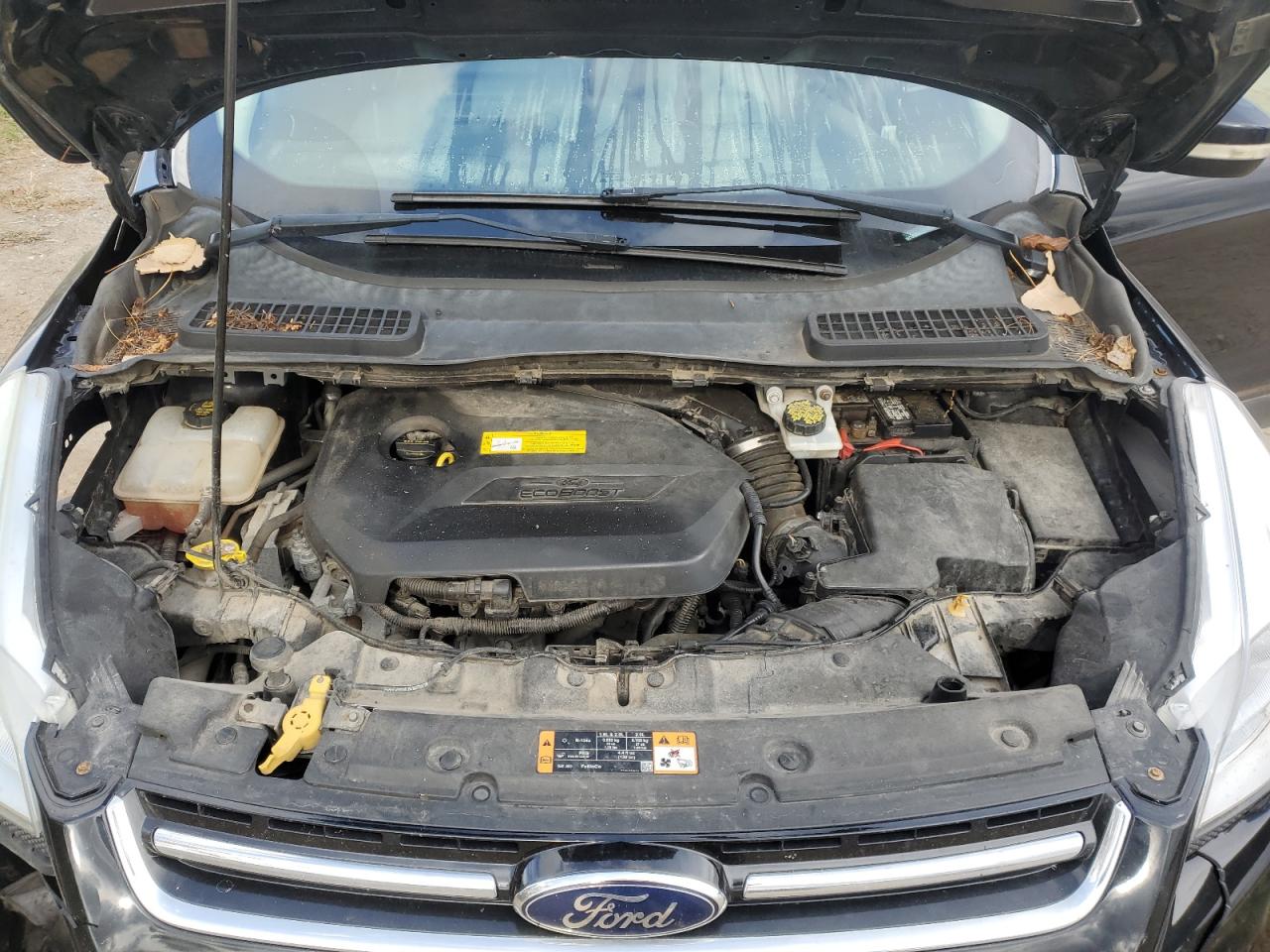 FORD ESCAPE TITANIUM