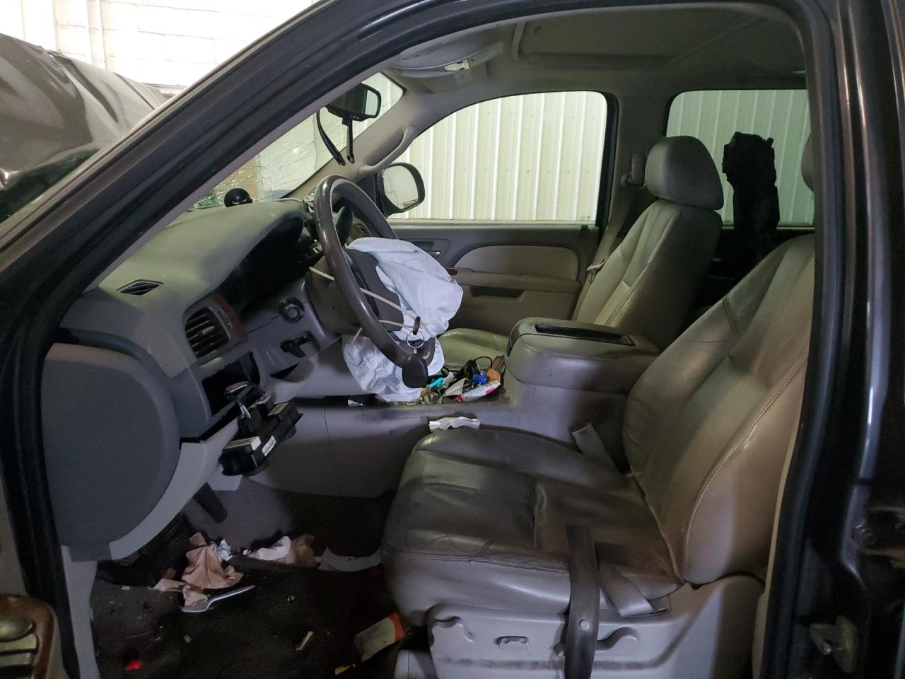 CHEVROLET SUBURBAN K1500 LT