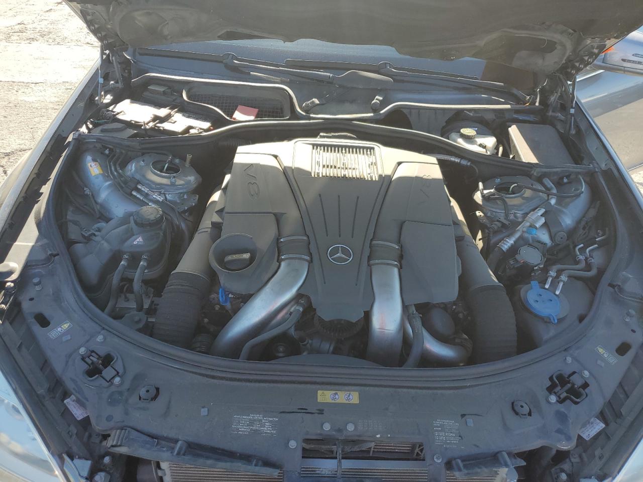 MERCEDES-BENZ S-CLASS 550