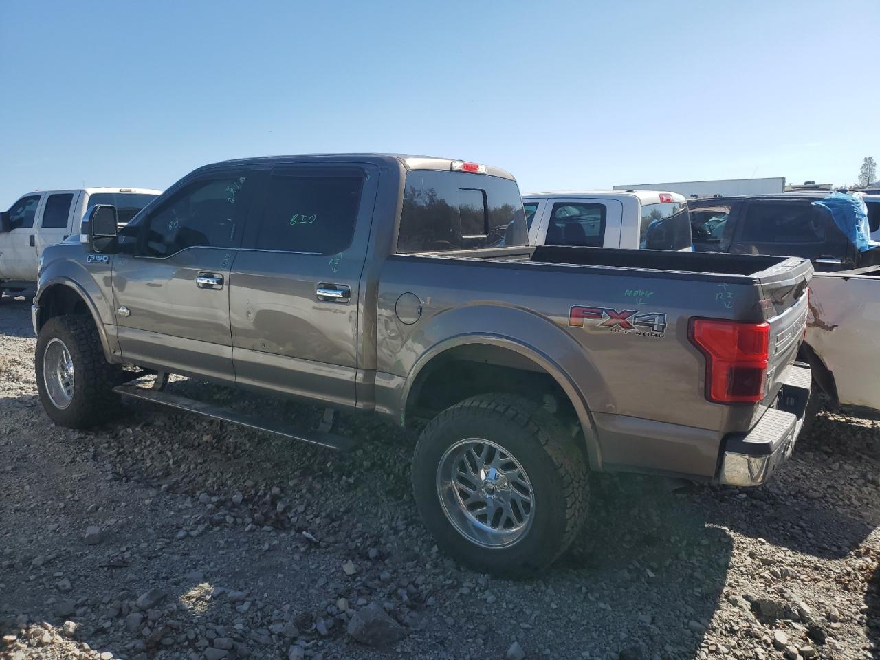 FORD F-150 SUPERCREW