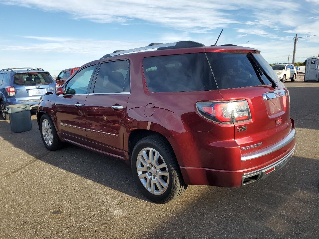 GMC ACADIA DENALI