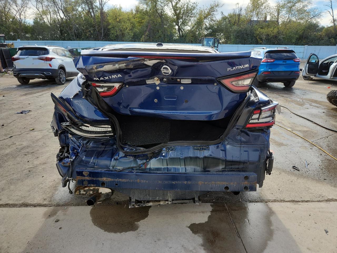 NISSAN MAXIMA PLATINUM