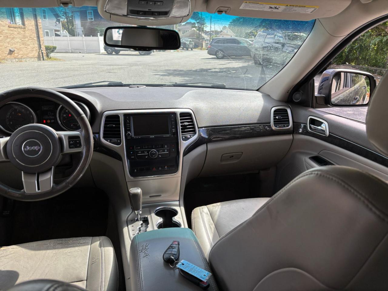 JEEP GRAND CHEROKEE LAREDO