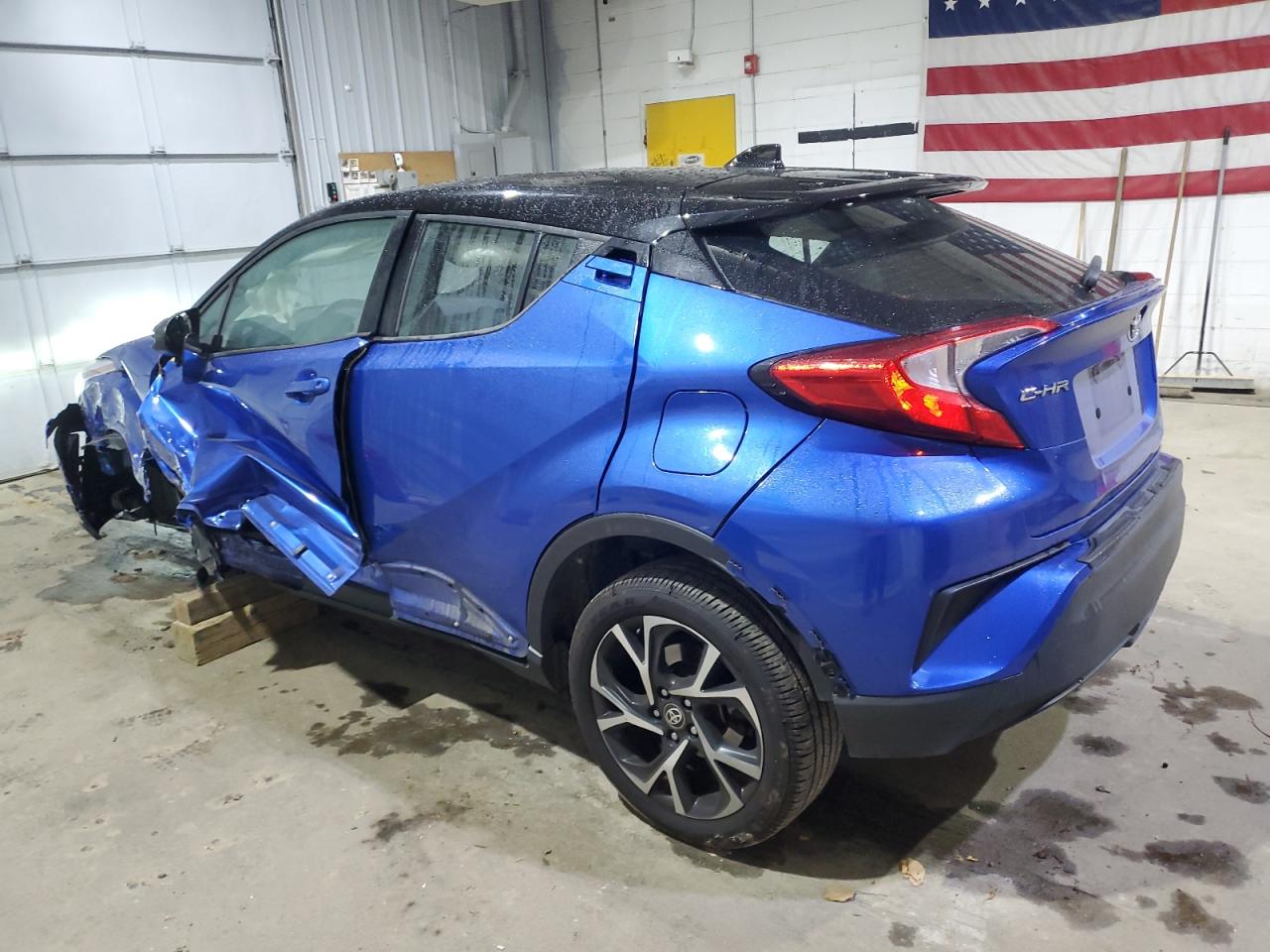 TOYOTA C-HR XLE