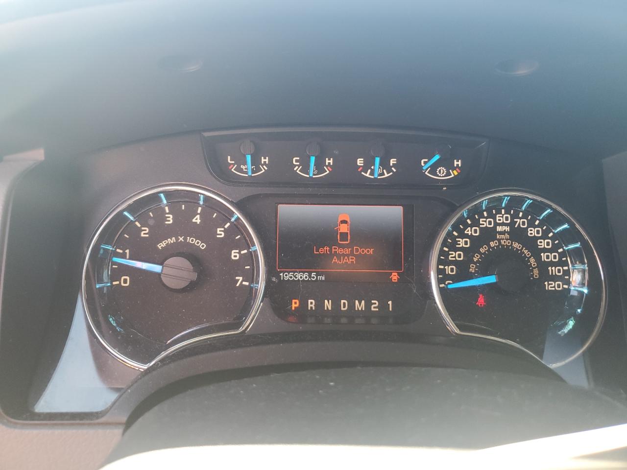 FORD F-150 SUPER CAB