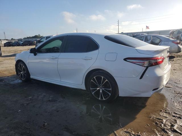 2018 TOYOTA CAMRY L 4T1B11HK5JU598481