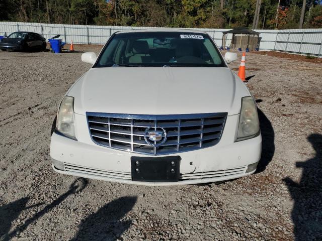 2011 CADILLAC DTS LUXURY COLLECTION - 1G6KD5E61BU131850