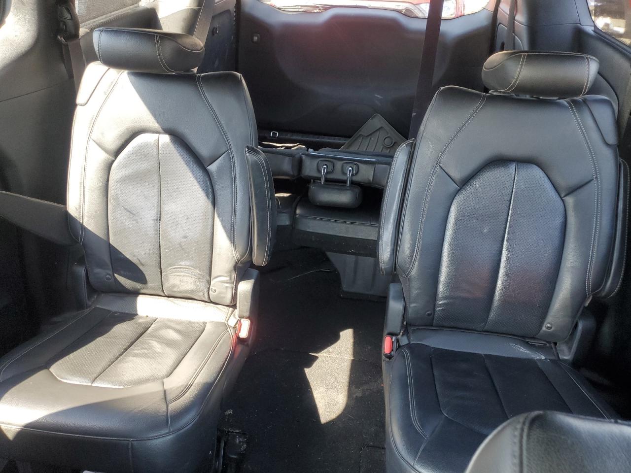 CHRYSLER PACIFICA TOURING L