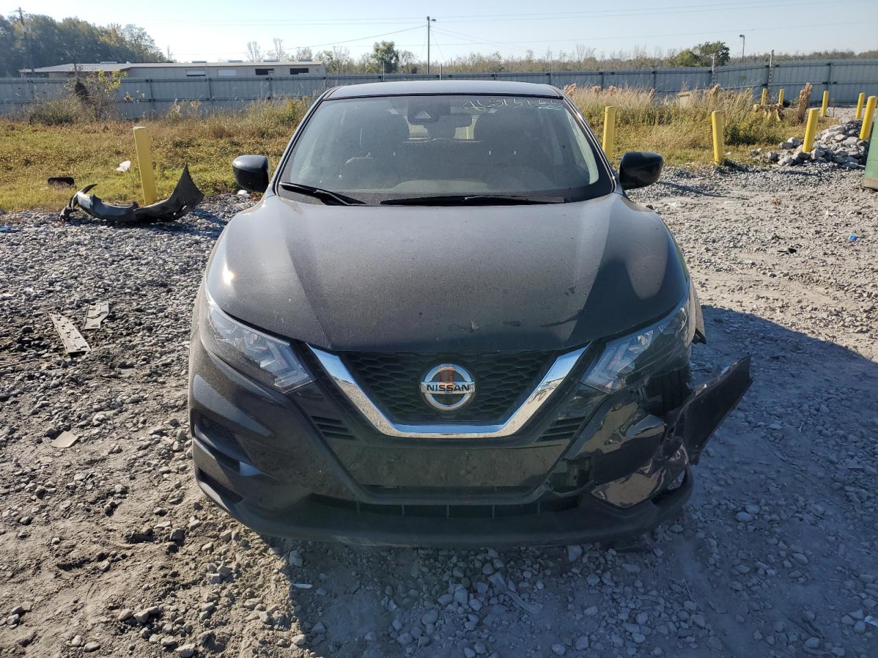 NISSAN ROGUE SPORT S