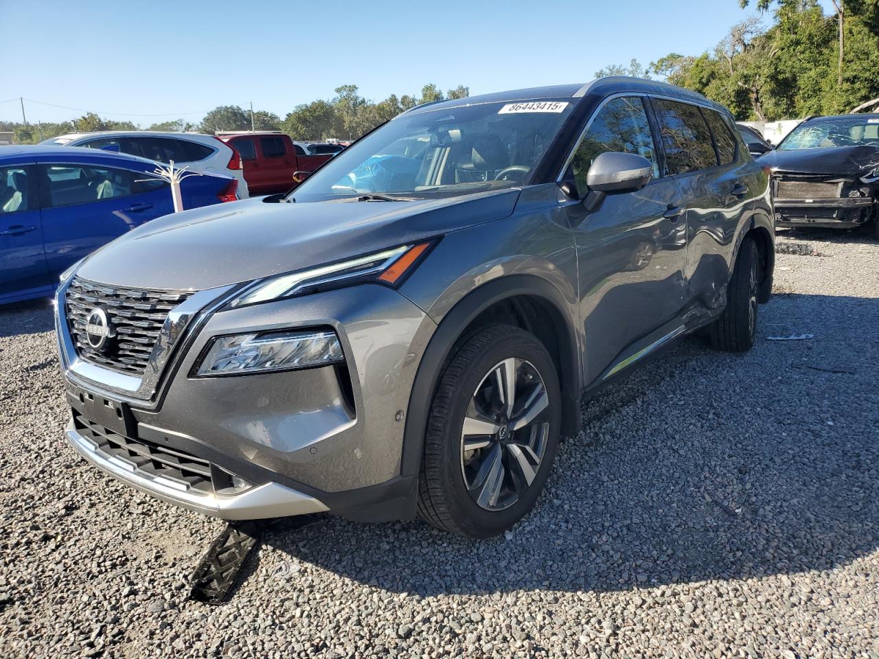 NISSAN ROGUE PLATINUM