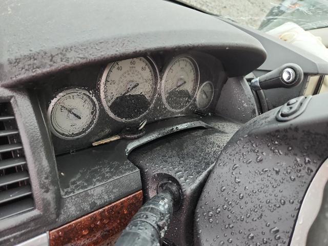 2010 CHRYSLER TOWN & COU - 2A4RR8D10AR392915