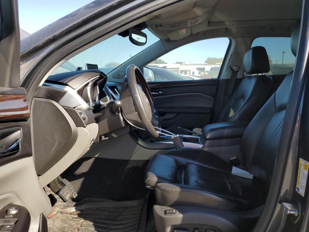 CADILLAC SRX LUXURY COLLECTION