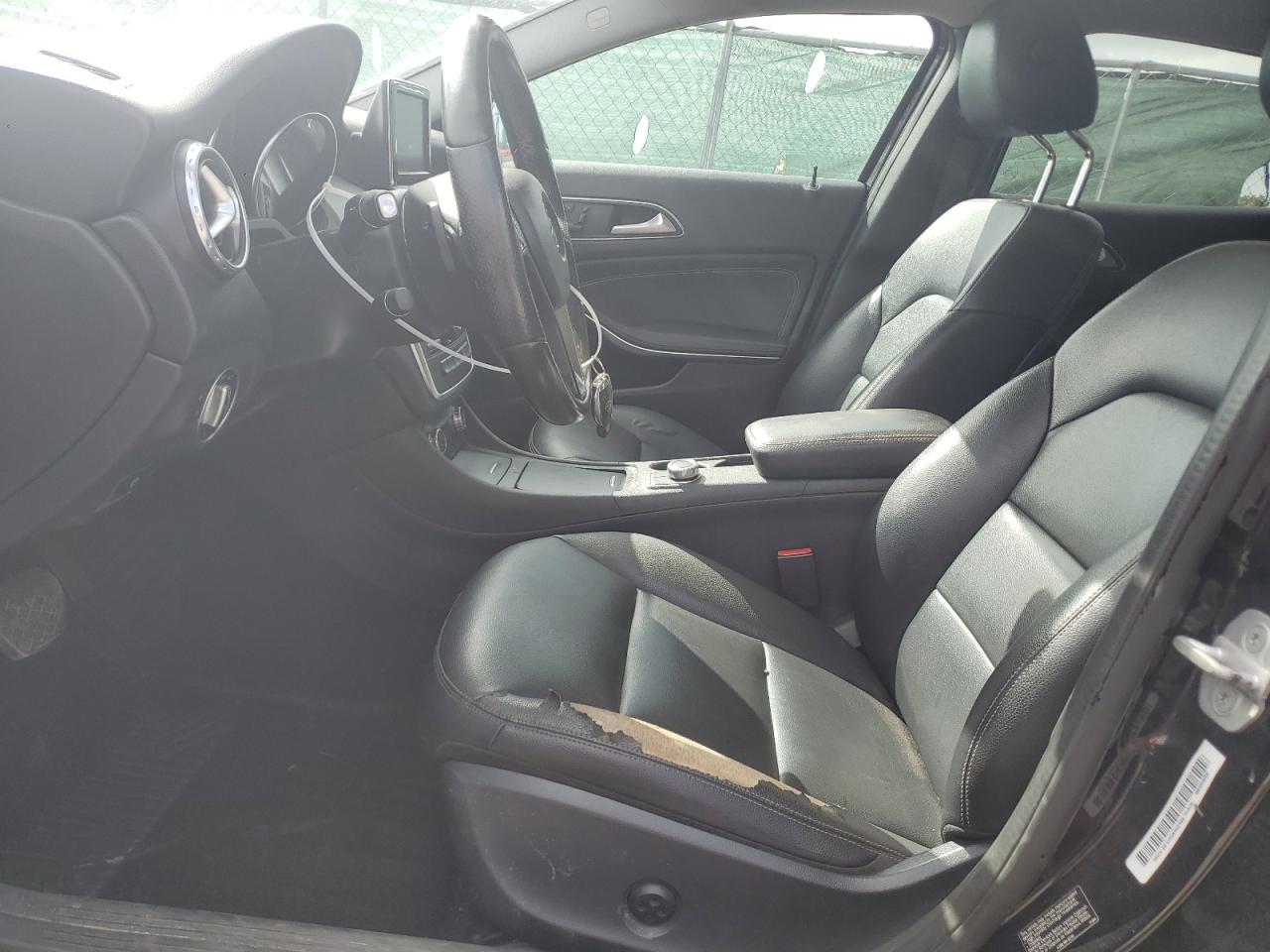 MERCEDES-BENZ GLA-CLASS 250