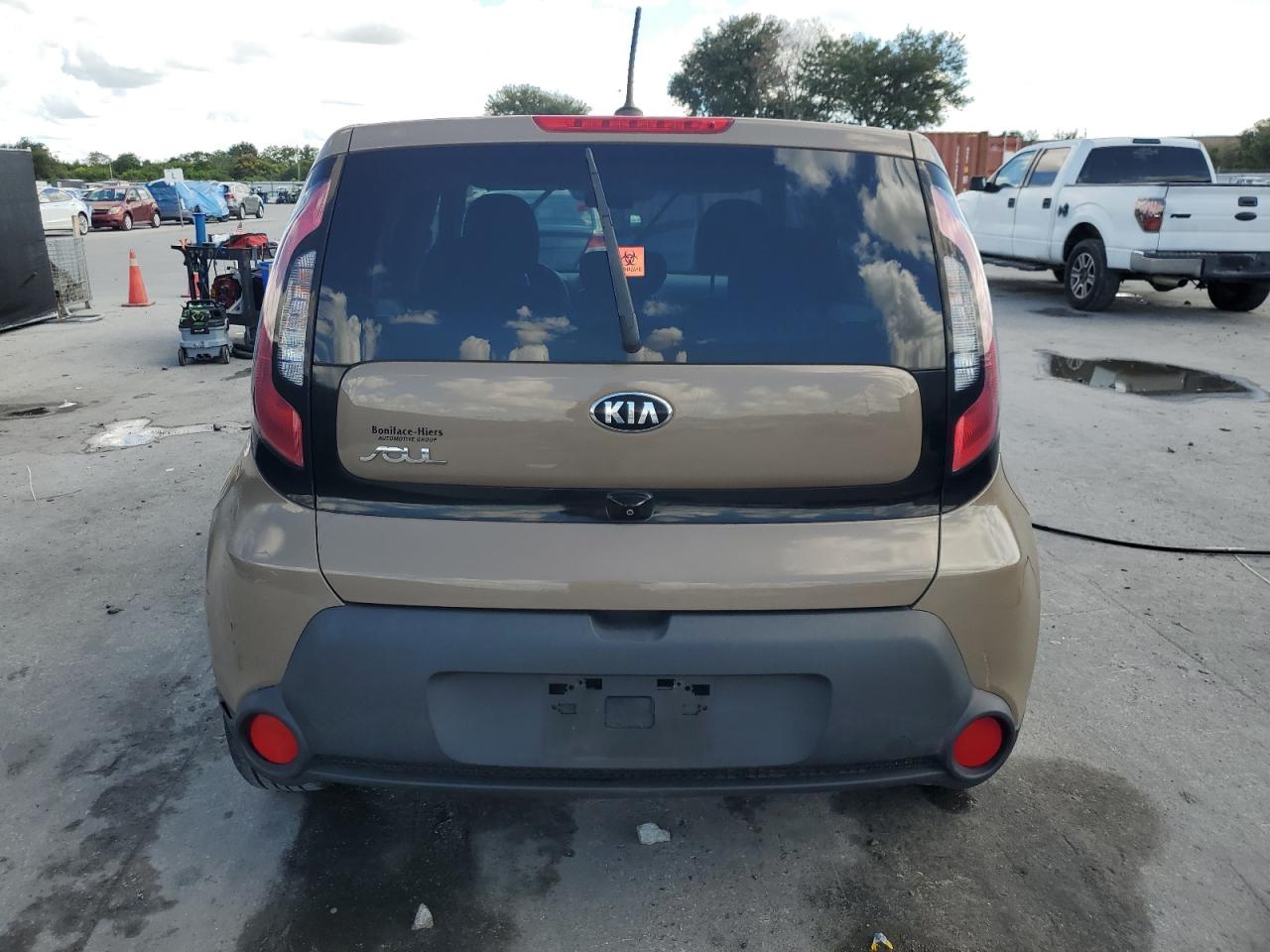 KIA SOUL