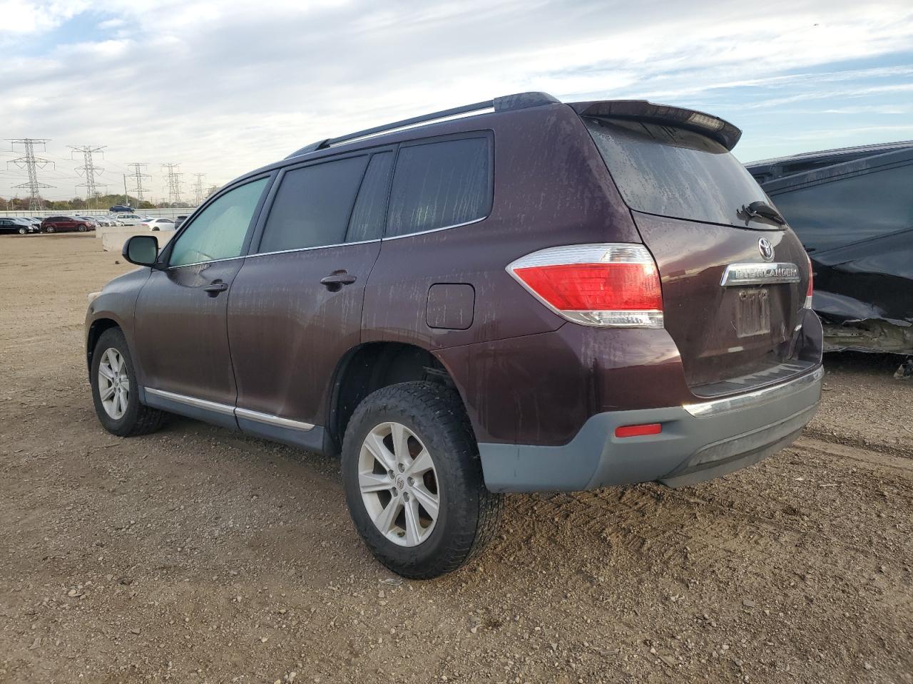 TOYOTA HIGHLANDER BASE