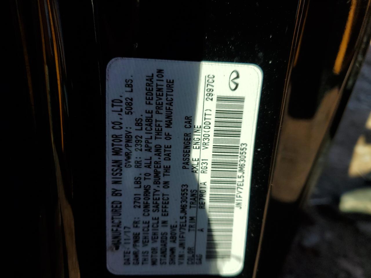 INFINITI Q60 RED SPORT 400