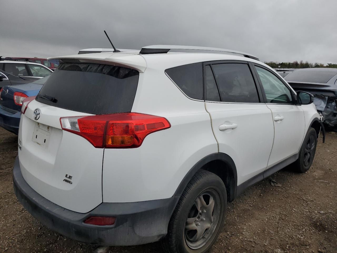 TOYOTA RAV4 LE