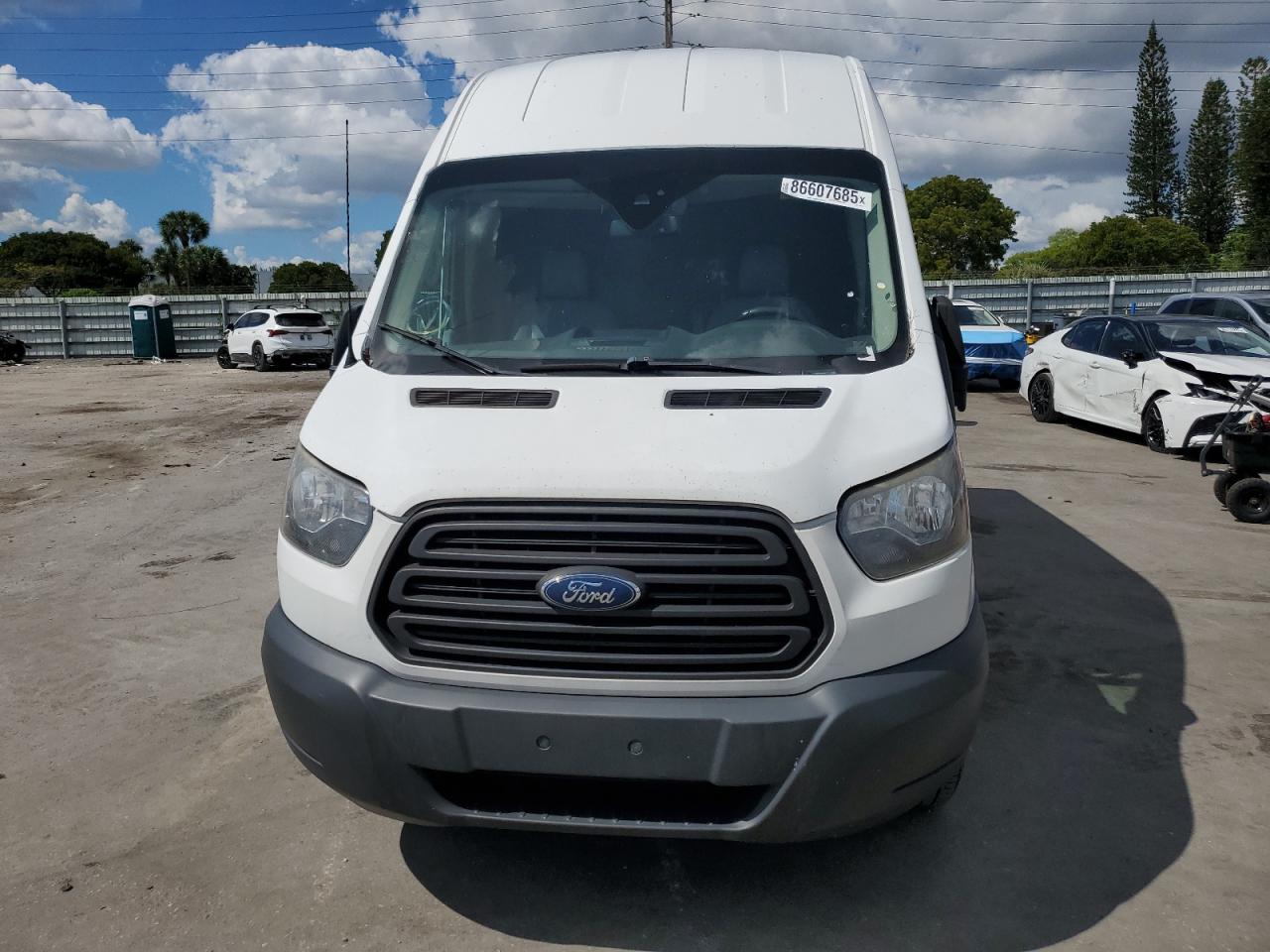 FORD TRANSIT T-250