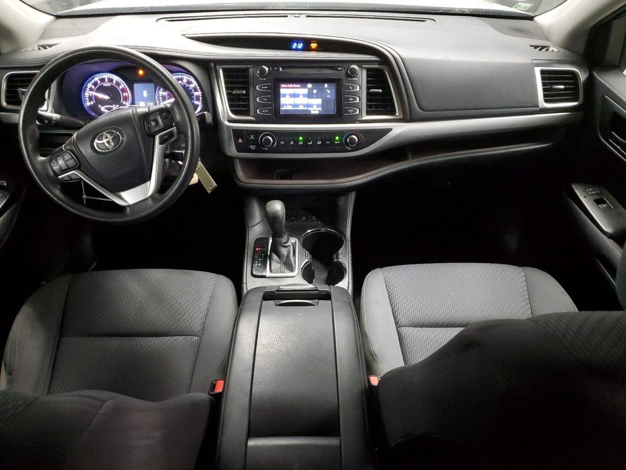 TOYOTA HIGHLANDER LE