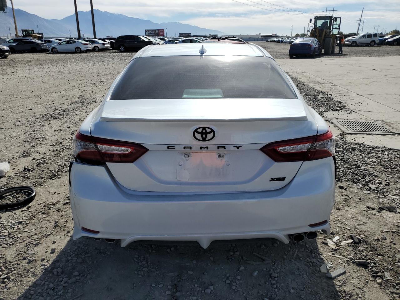 TOYOTA CAMRY XSE