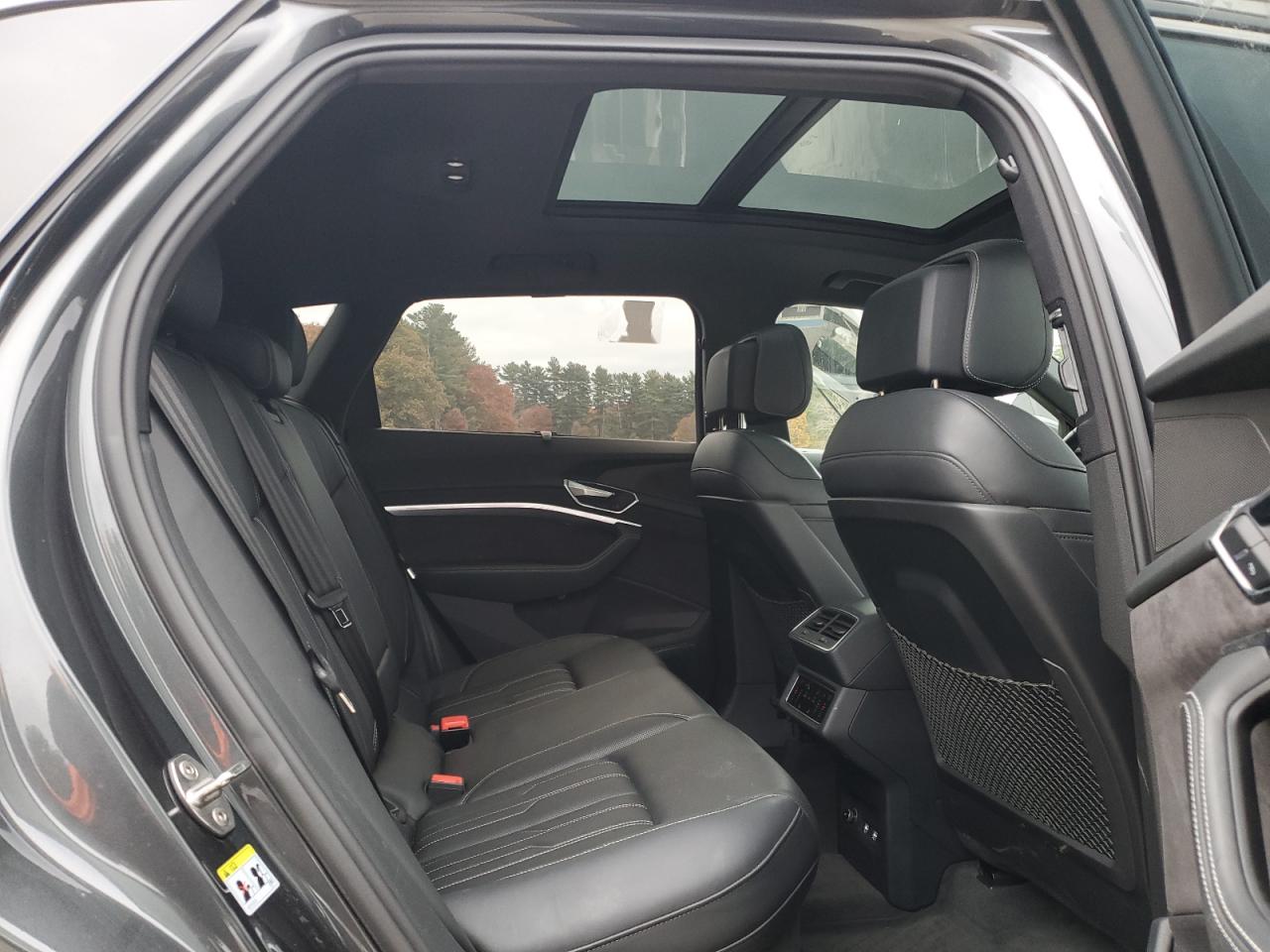 AUDI E-TRON PRESTIGE