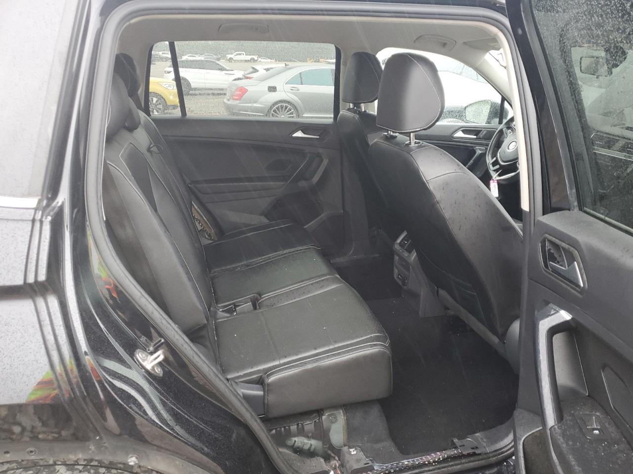 VOLKSWAGEN TIGUAN SE