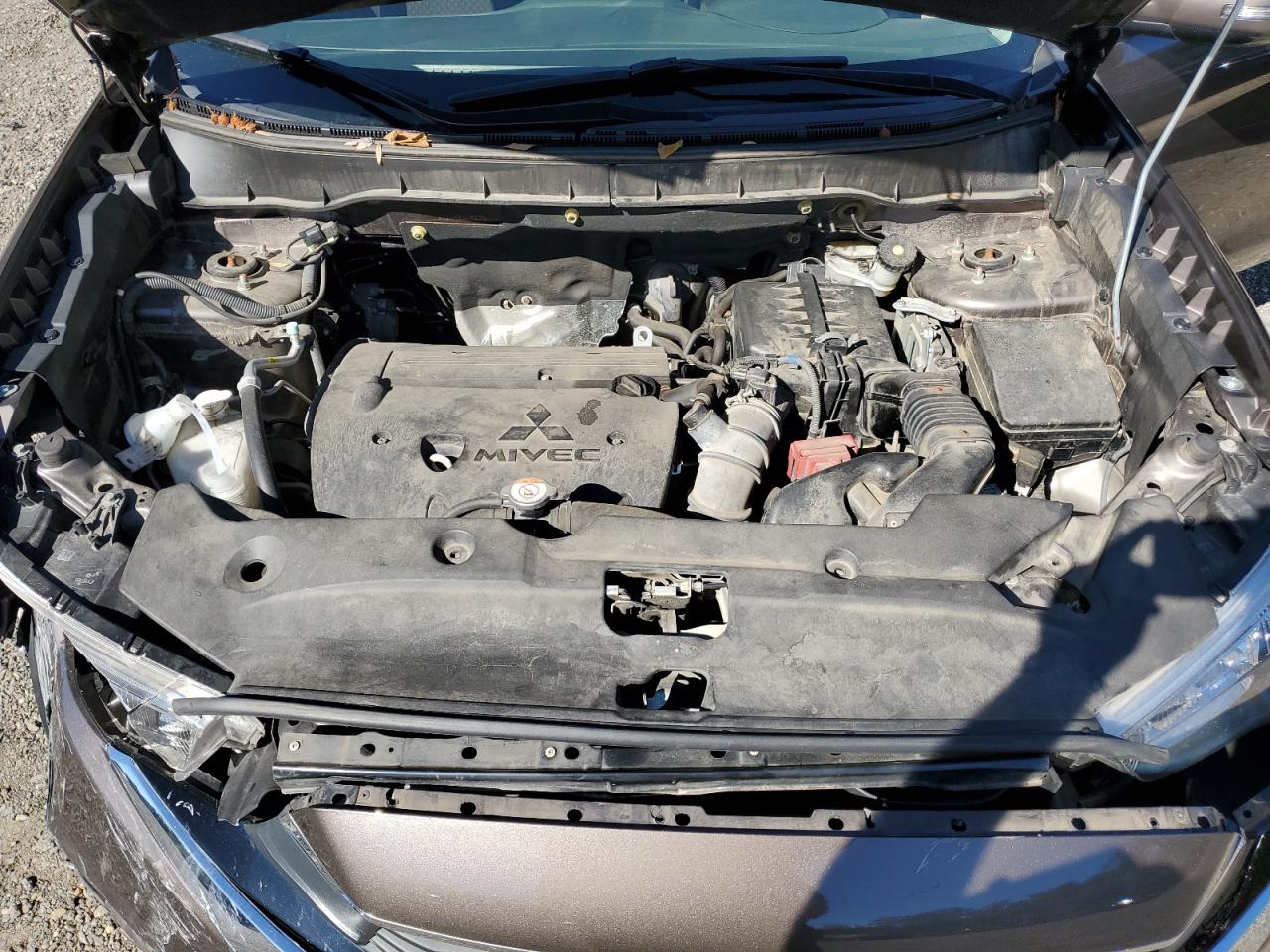 MITSUBISHI OUTLANDER ES