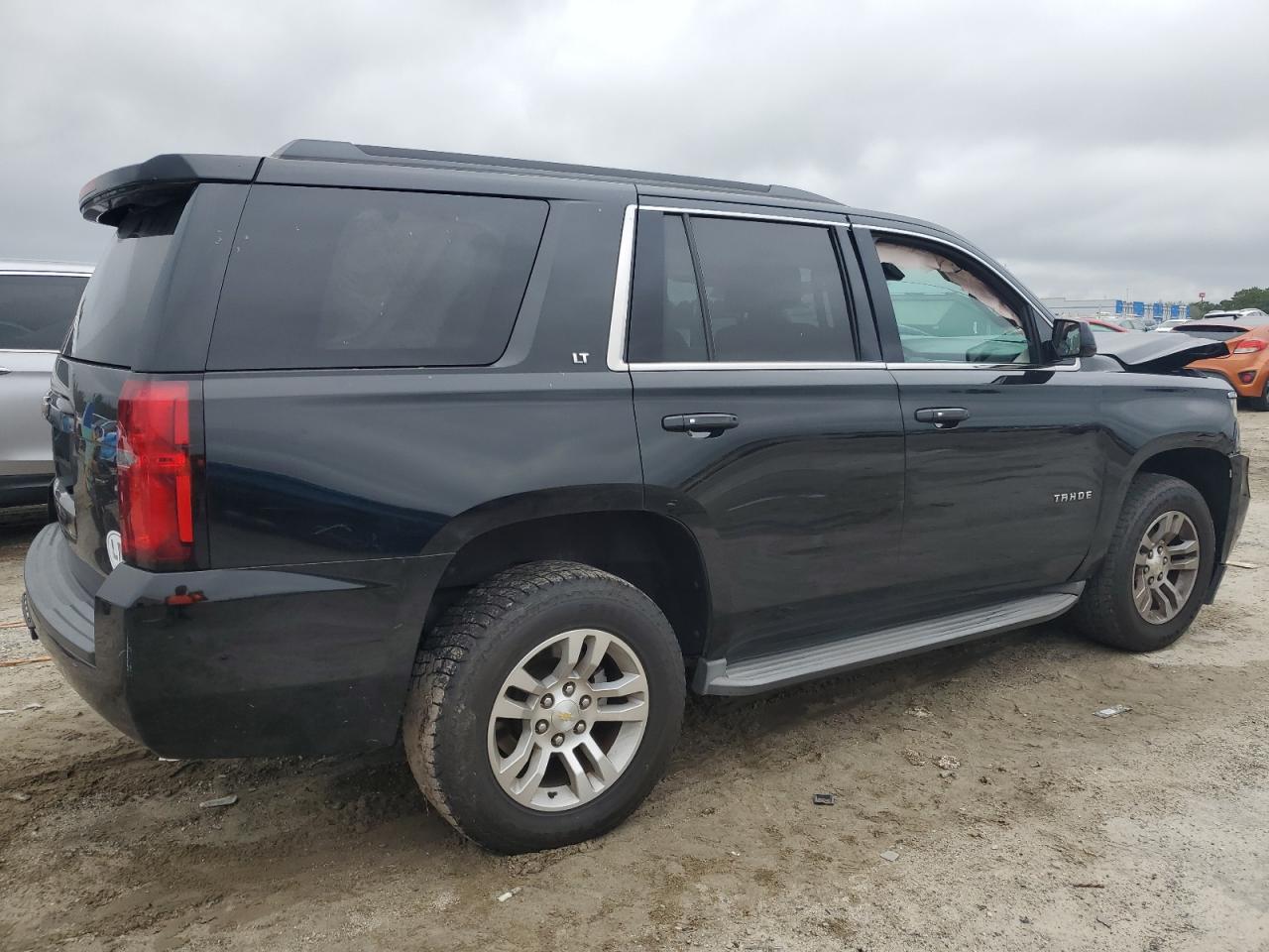 CHEVROLET TAHOE K1500 LT