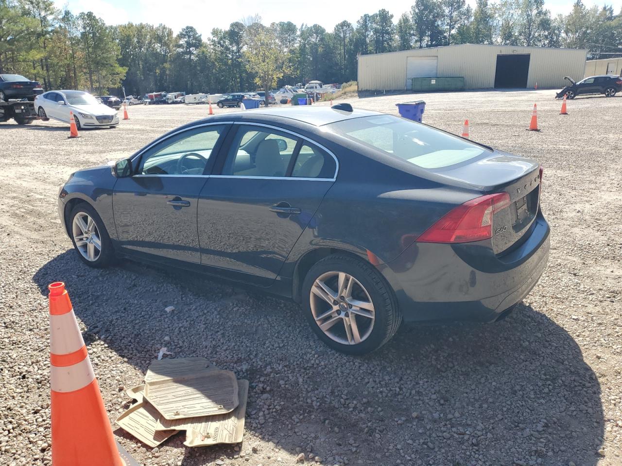 Lot #3302766416 2015 VOLVO S60 PREMIE