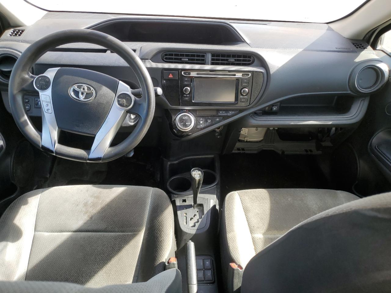 TOYOTA PRIUS C