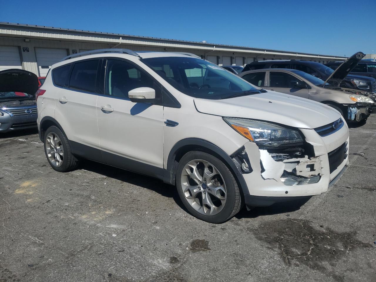 FORD ESCAPE TITANIUM