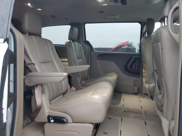 2016 CHRYSLER TOWN & COU #3302816921