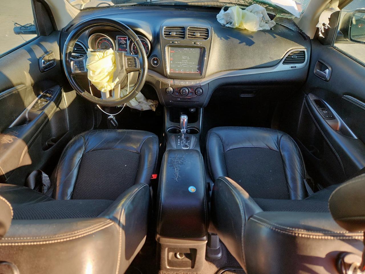 DODGE JOURNEY CROSSROAD