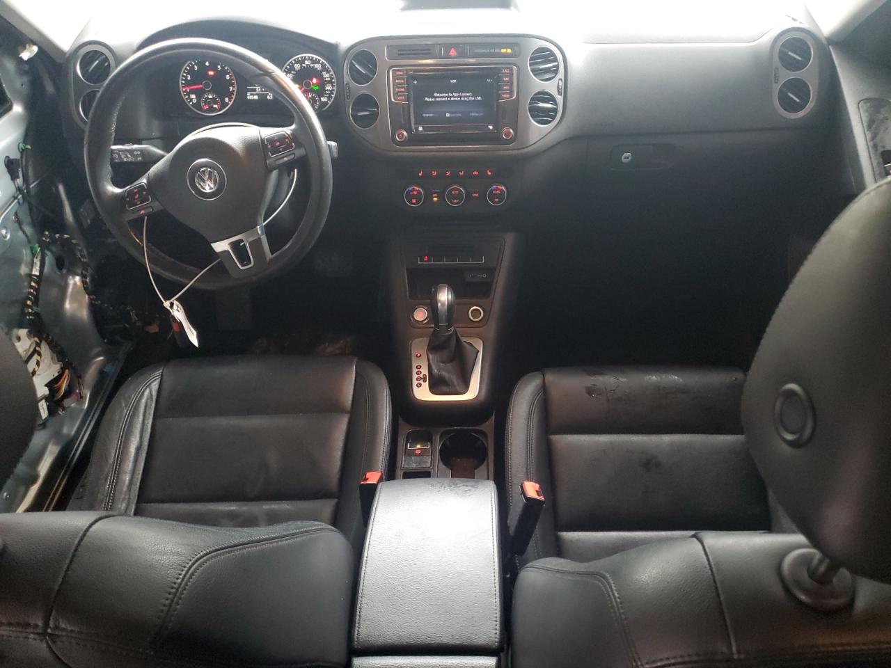 VOLKSWAGEN TIGUAN SPORT