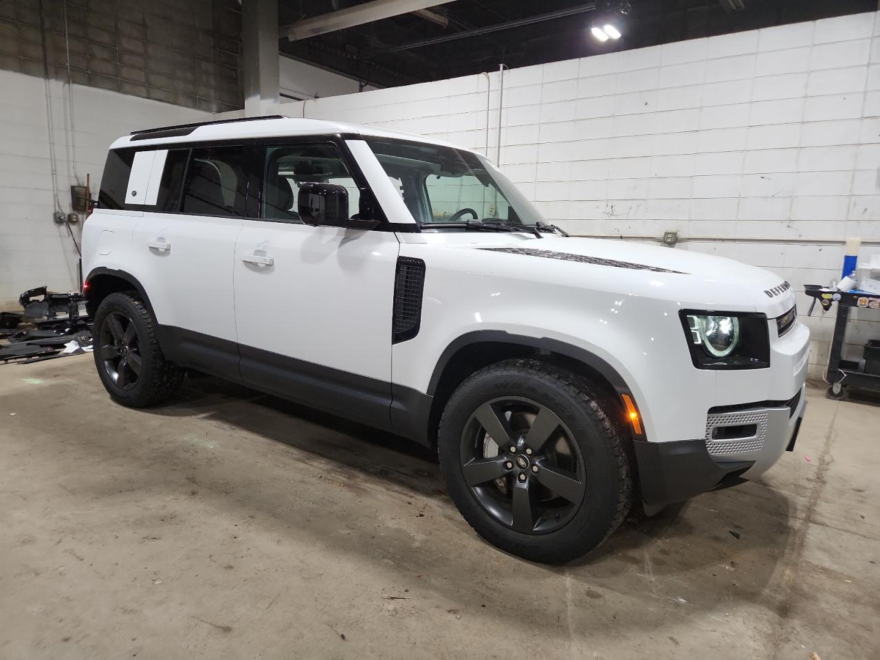 LAND ROVER DEFENDER 110 S