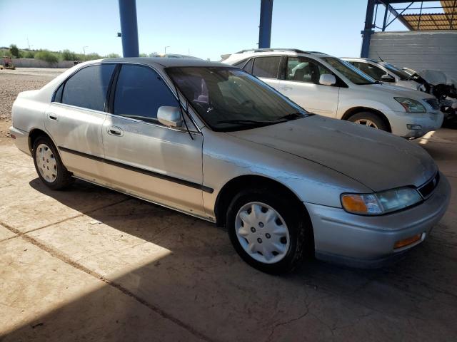 1996 HONDA ACCORD LX #3316181889