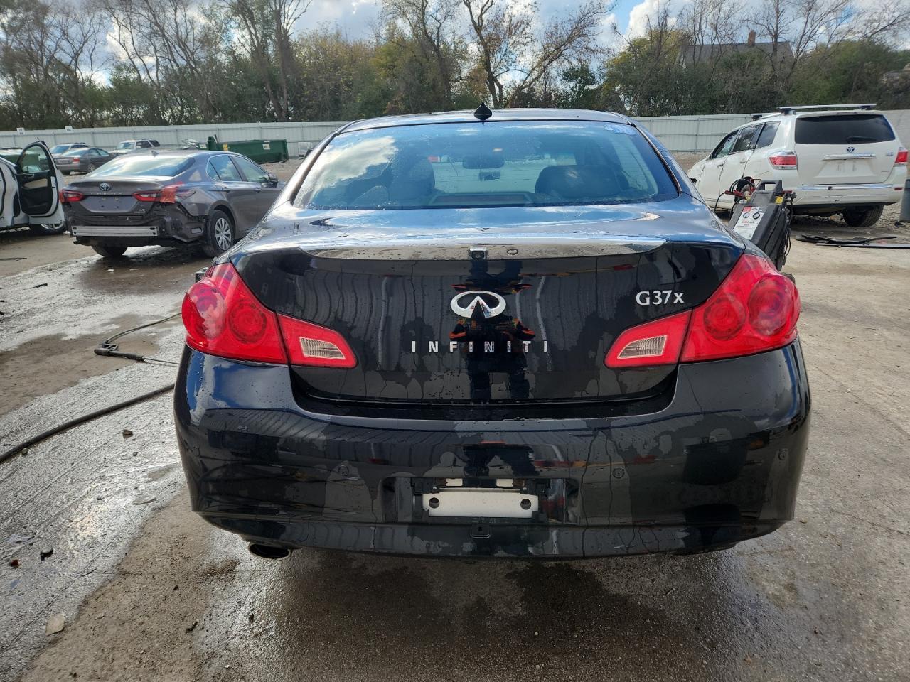 INFINITI G37