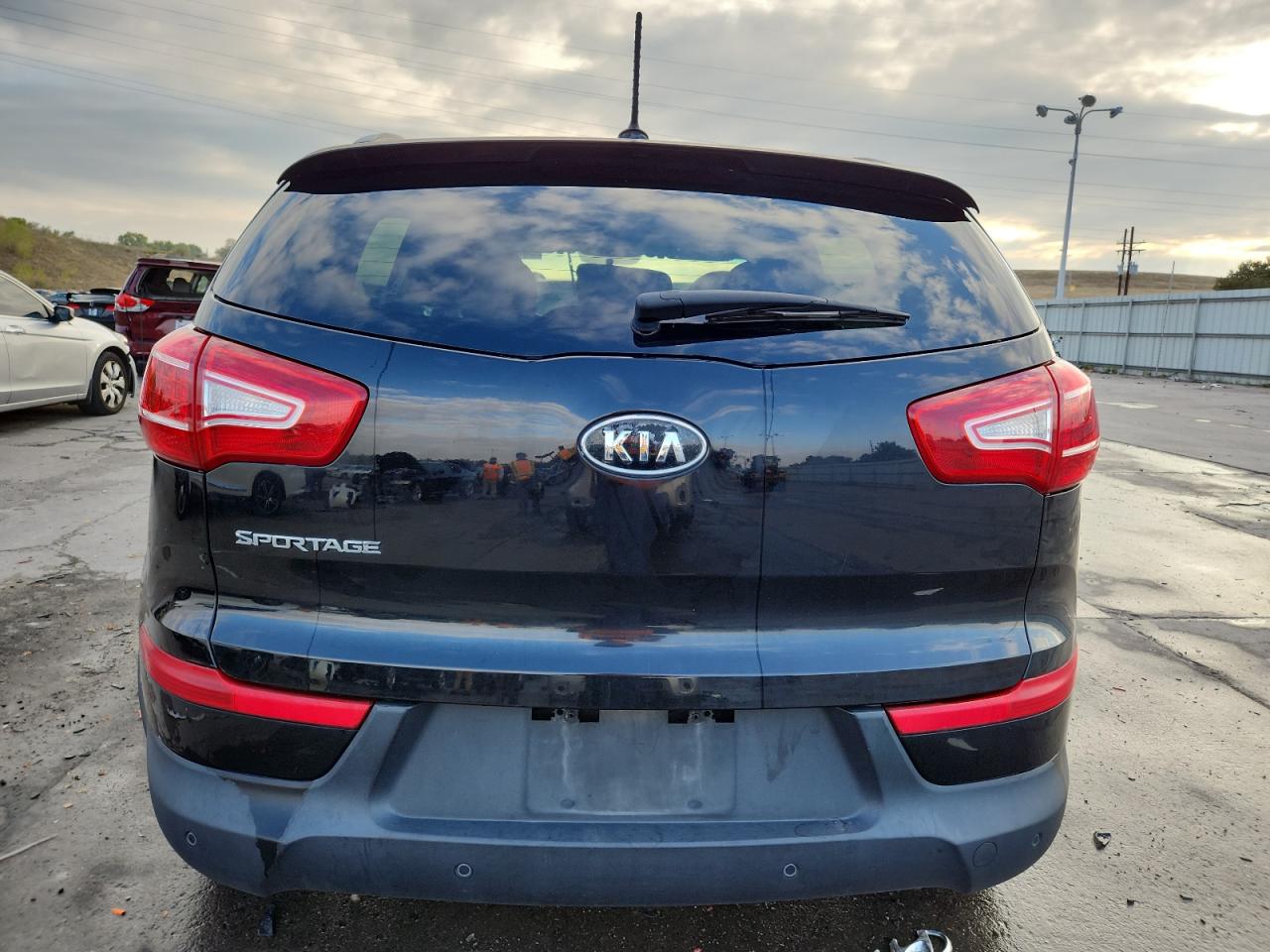 KIA SPORTAGE LX