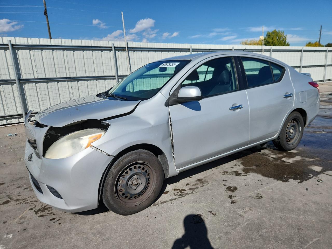 NISSAN VERSA S