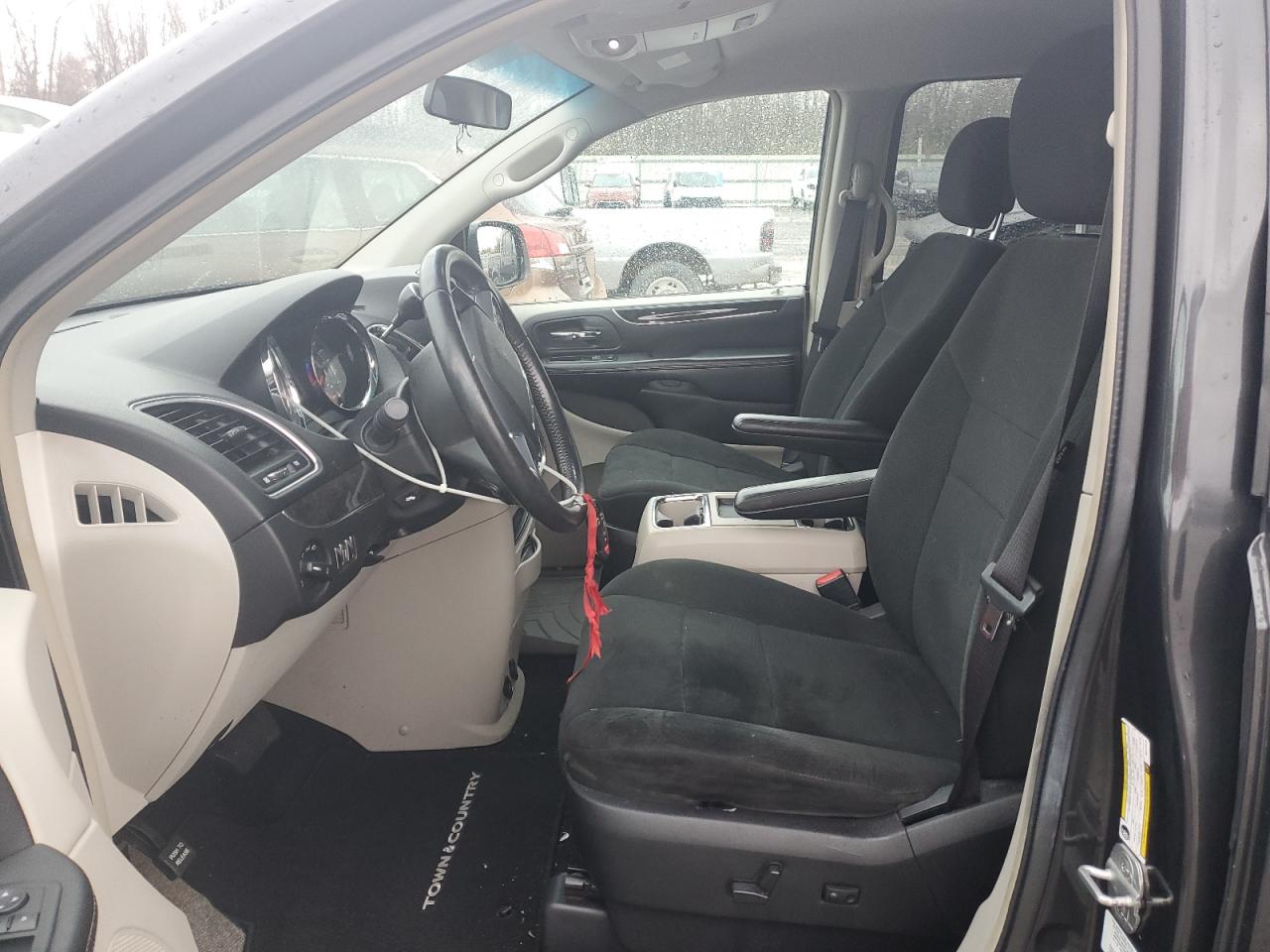 CHRYSLER TOWN & COUNTRY TOURING