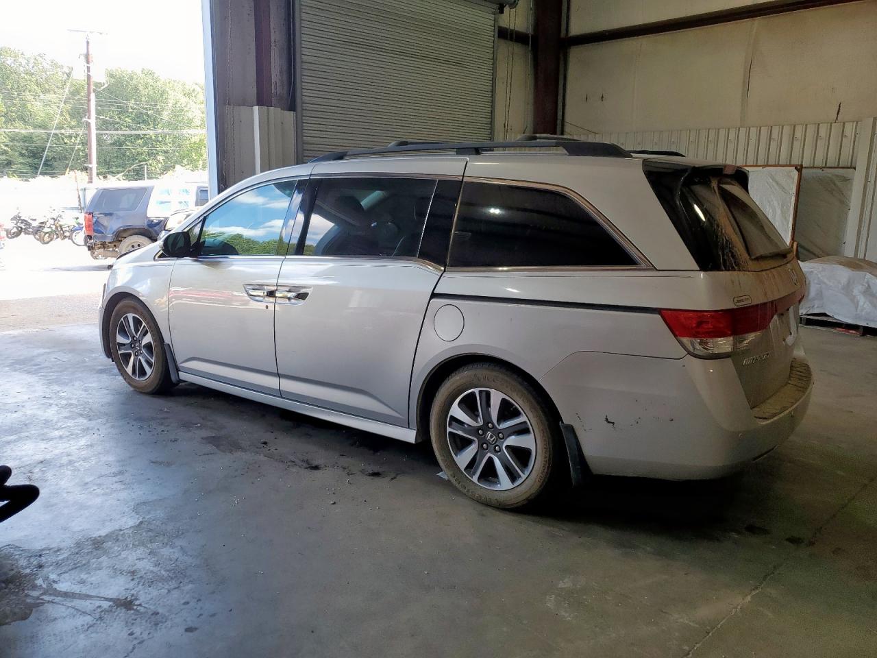 HONDA ODYSSEY TOURING