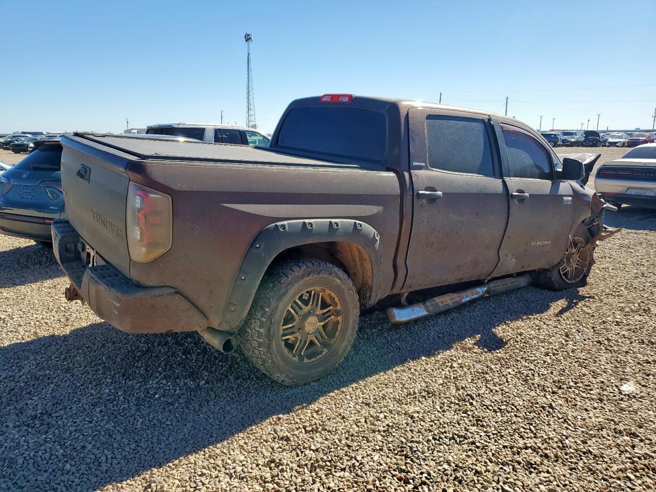 TOYOTA TUNDRA CREWMAX LIMITED