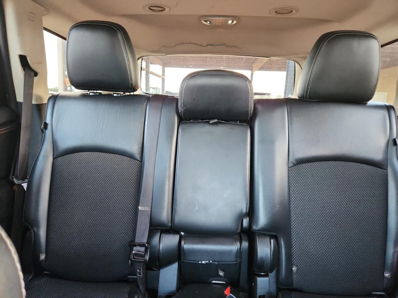 DODGE JOURNEY CROSSROAD