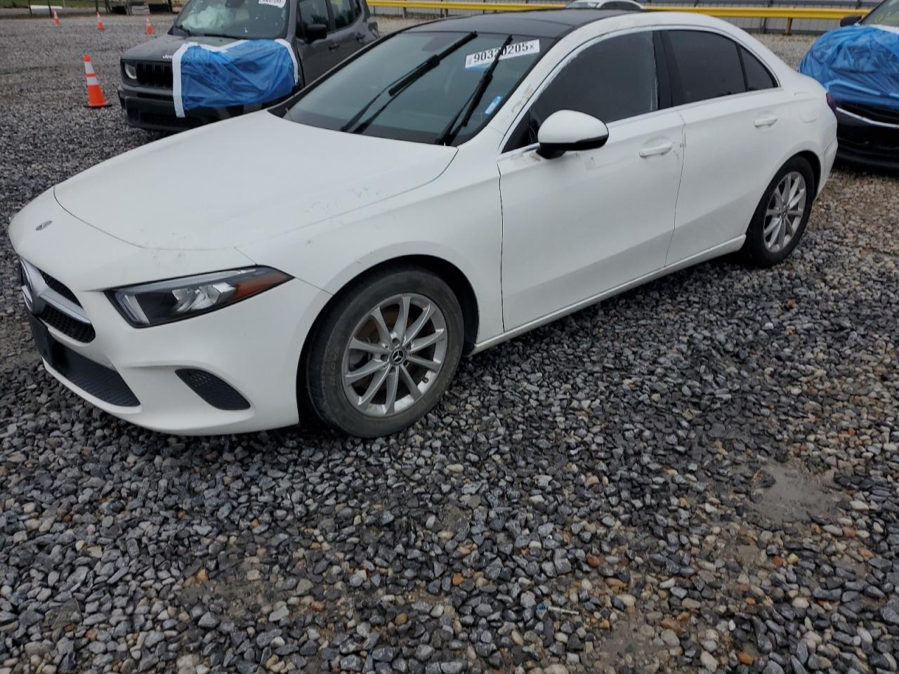 MERCEDES-BENZ A-CLASS 220 4MATIC