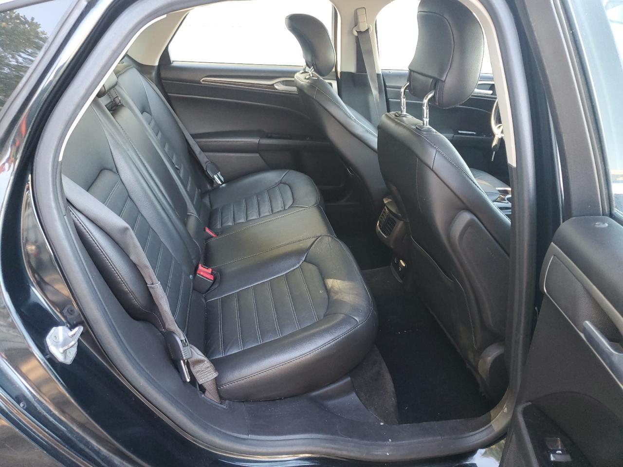 FORD FUSION SE HYBRID